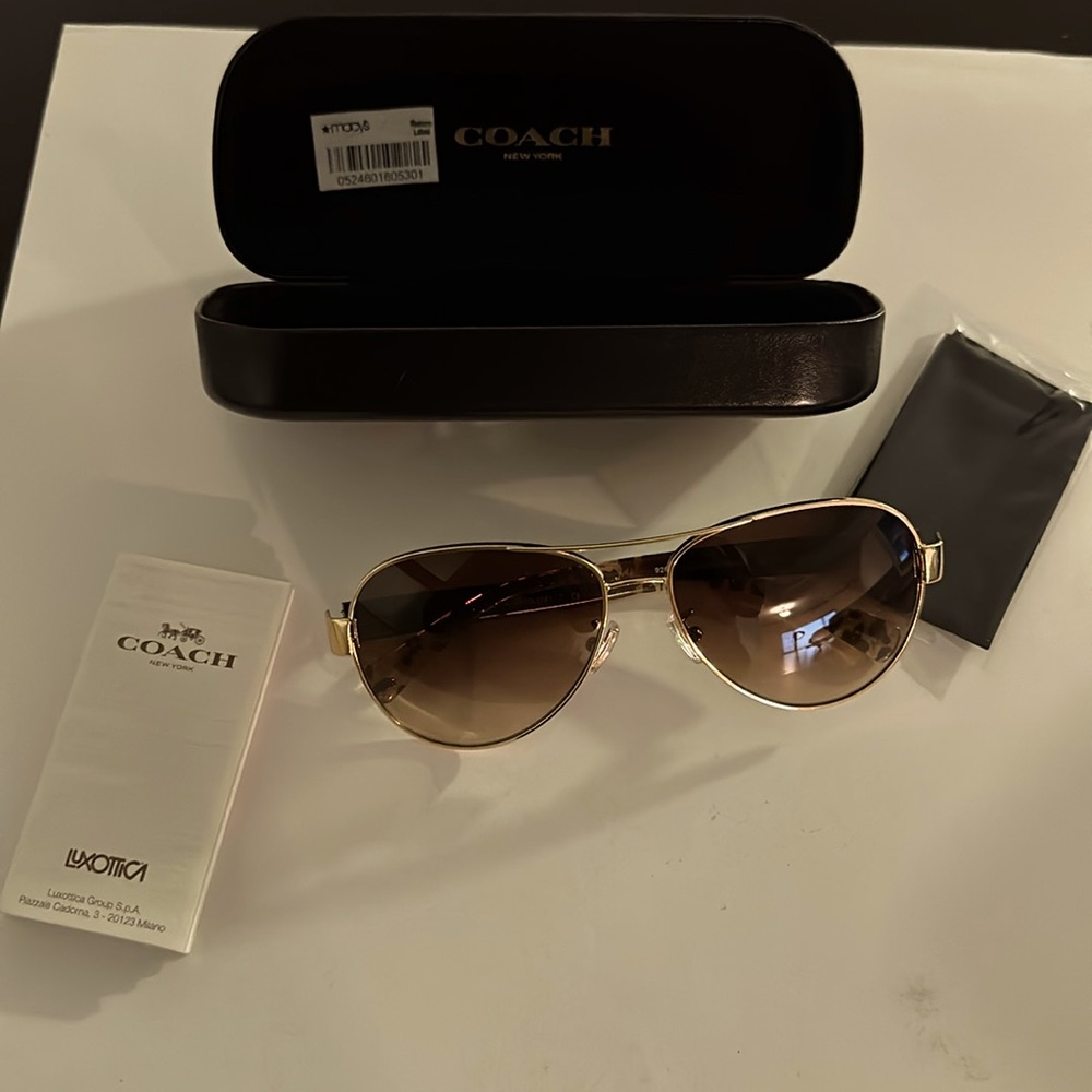 Coach sunglasses - tortoise shell & gold rim